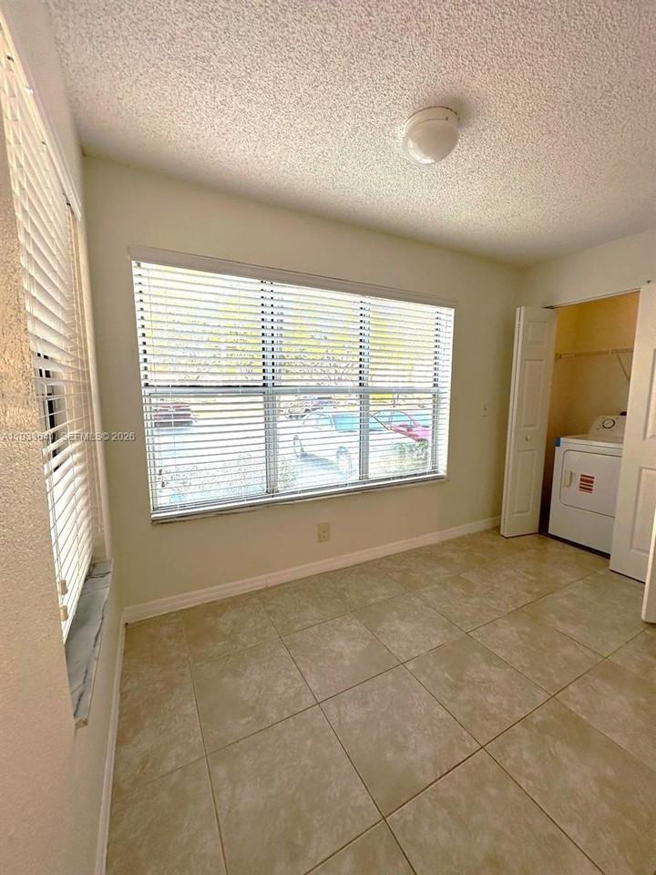 3420 Pinewalk Dr N #3420-713 - Photo 6 of 13