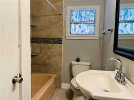 featured image of 501 25th Ave W #501