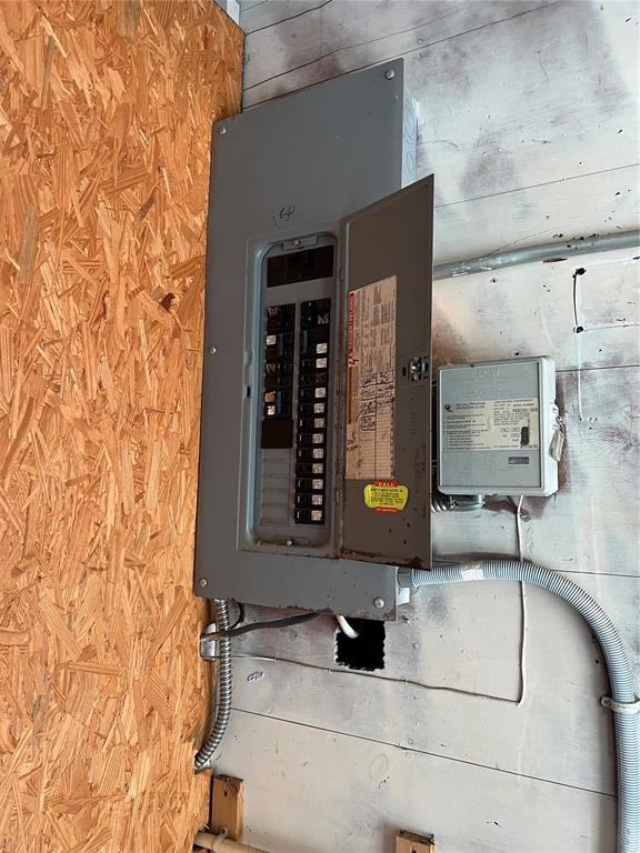 501 25th Ave W #501 - Photo 7 of 30