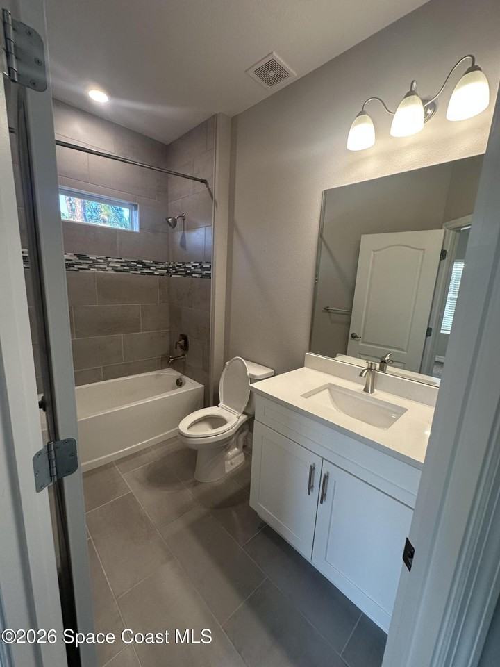 893 Altura Ave Se #893 - Photo 6 of 13