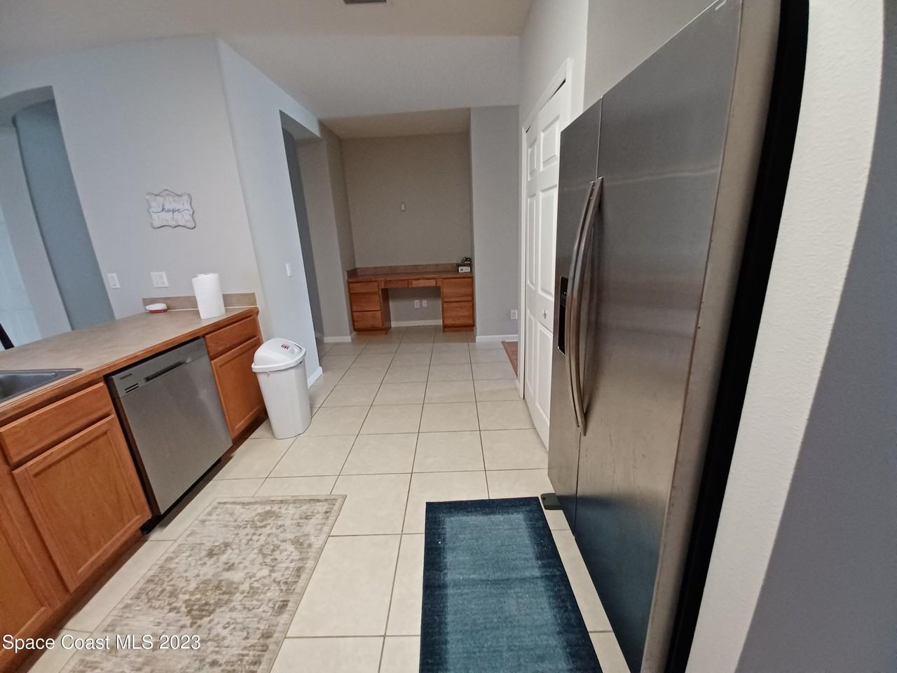 402 Breckenridge Cir Se #402 - Photo 2 of 13