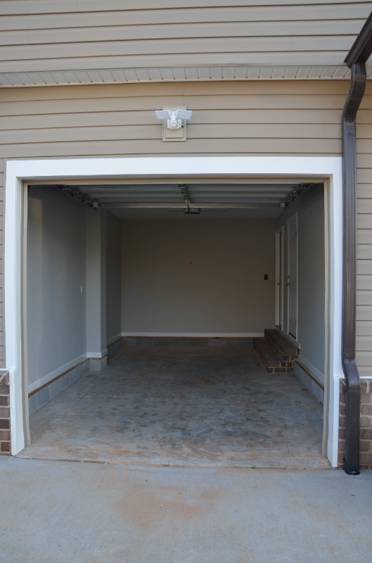 1565 14th Ave Ne #A - Photo 2 of 20