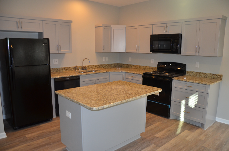 1565 14th Ave Ne #A - Photo 7 of 20