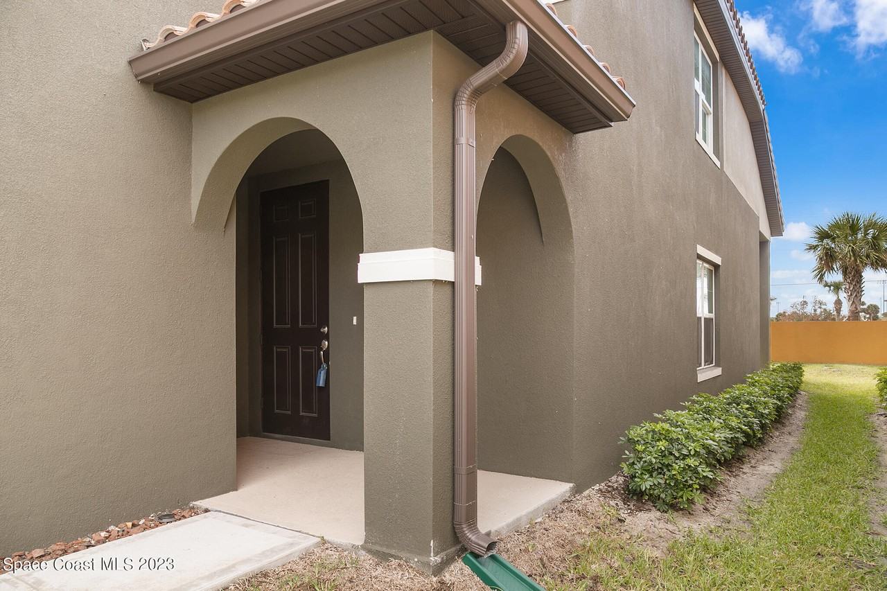 59 Montecito Dr #59 - Photo 2 of 40