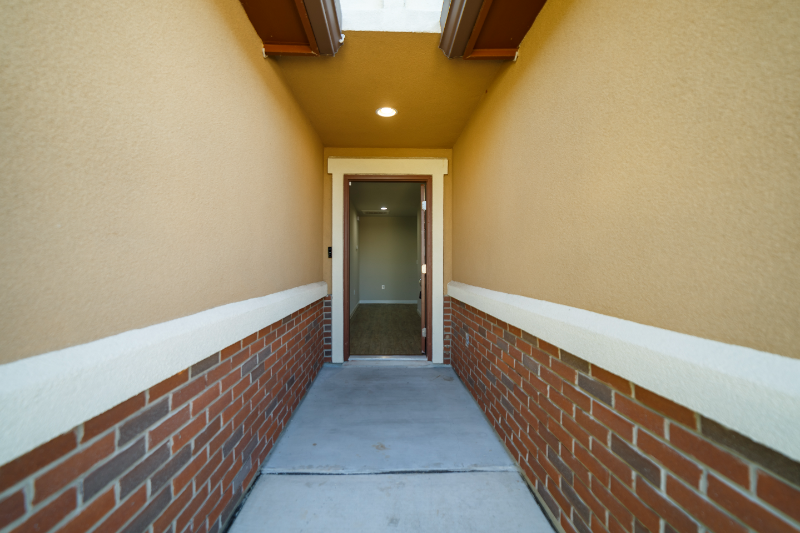 10126 Relic Oaks - Photo 2 of 20