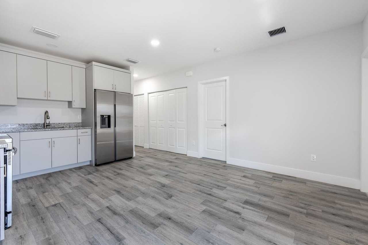 1119 Osceola Dr #1119 - Photo 4 of 24