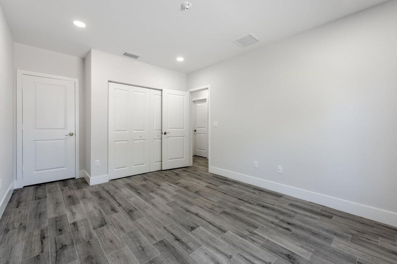 1119 Osceola Dr #1119 - Photo 7 of 24