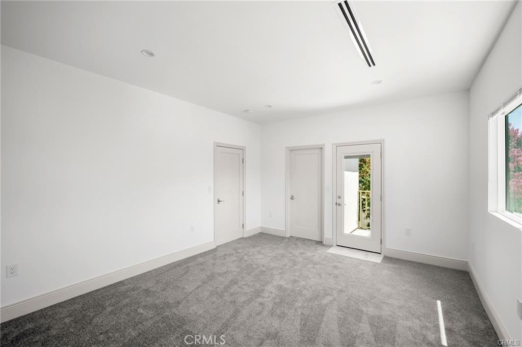 13908 Collins St #13908 - Photo 4 of 27