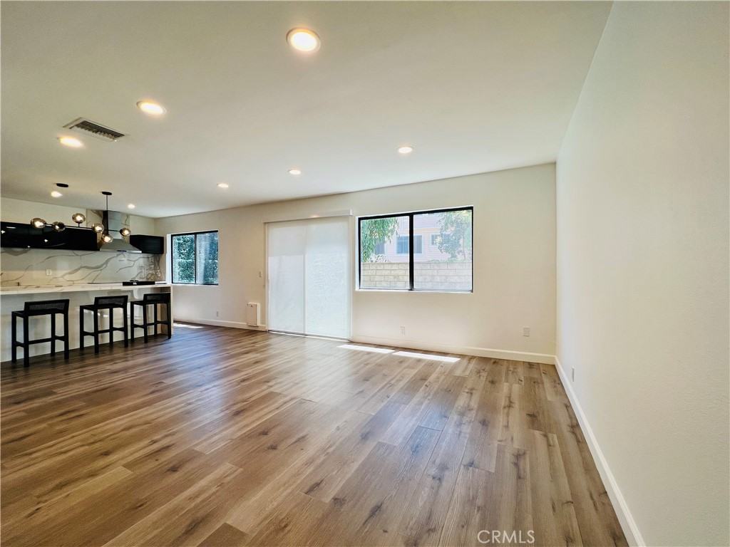 7046 De Celis Pl #7046-5 - Photo 5 of 7