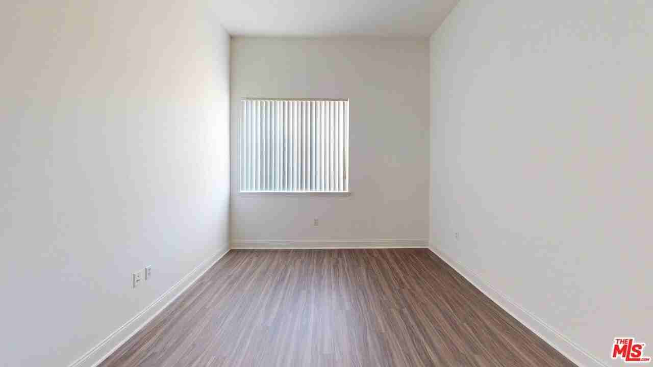 5710 Crescent Park E #5710-143 - Photo 7 of 7