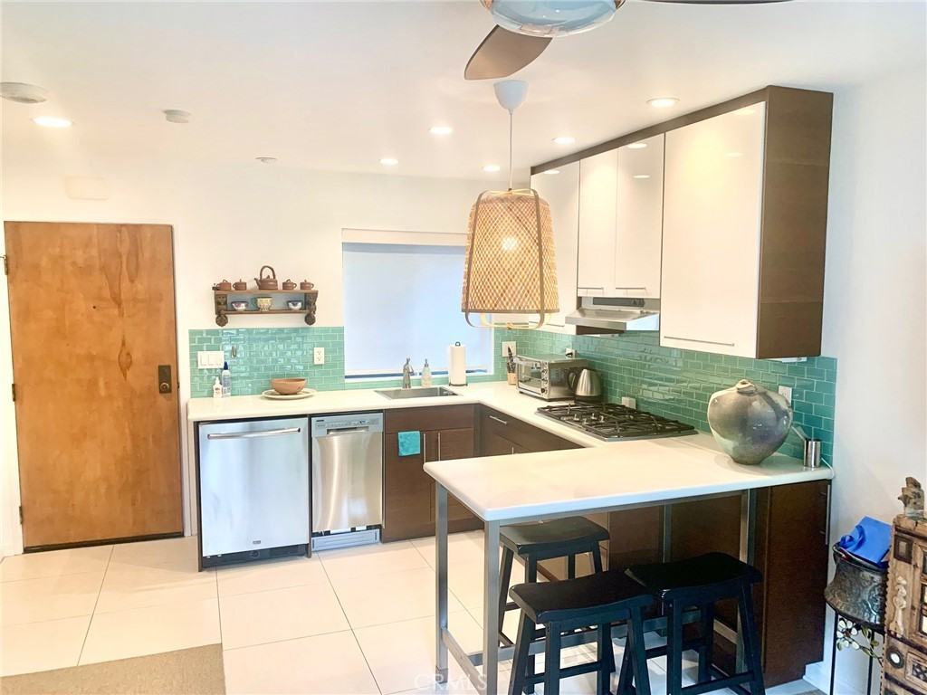 485 Mermaid St #485-411 - Photo 4 of 6