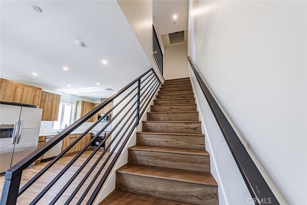 1859 1/2 Crenshaw Blvd #1859 - Photo 7 of 31