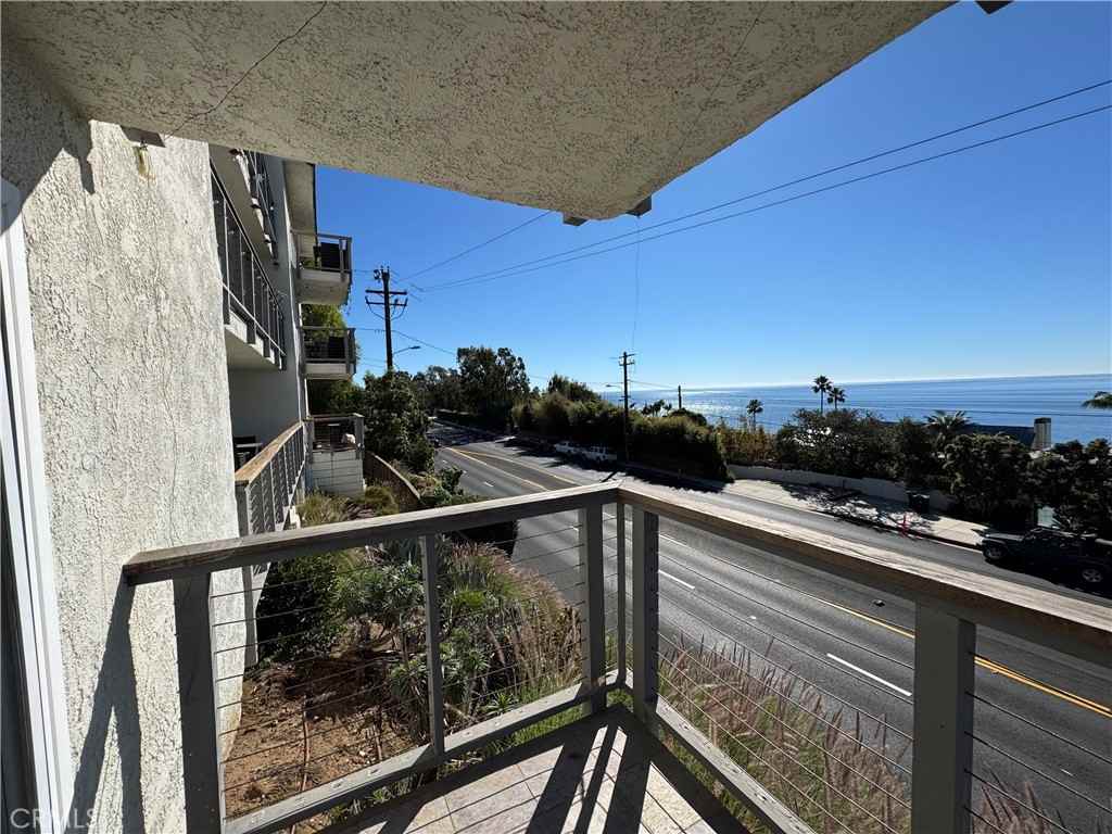 222 Arch St #222-3 - Photo 5 of 35