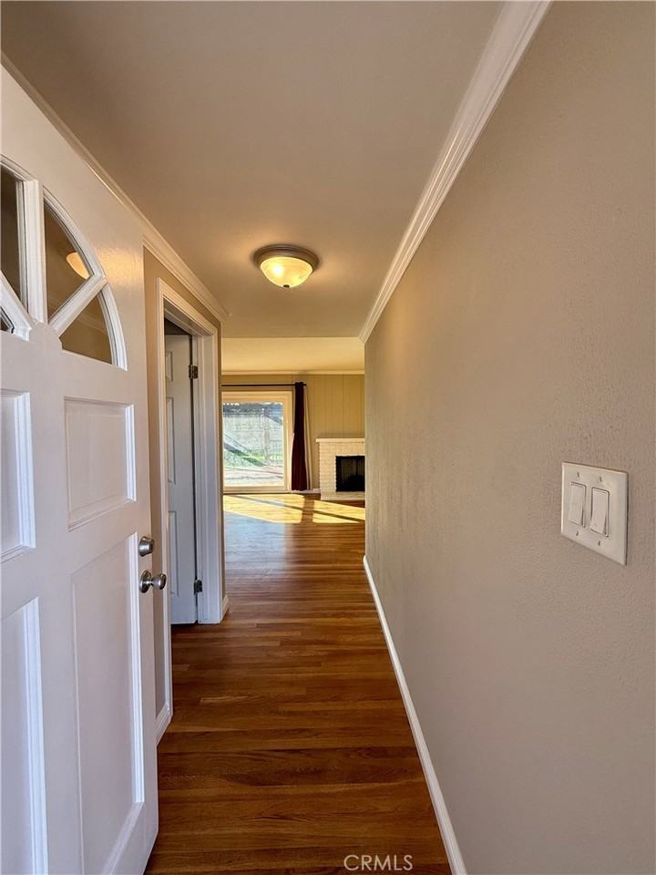 885 Altura Way #885 - Photo 2 of 25