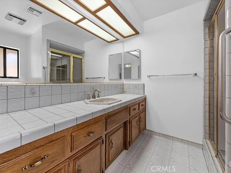 5413 Valleybrook Dr #5413 - Photo 3 of 19