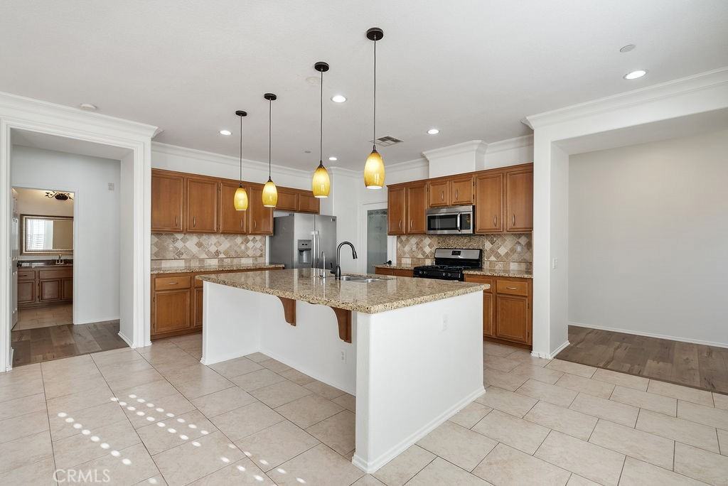 8128 Wishing Well Ln #8128 - Photo 3 of 27