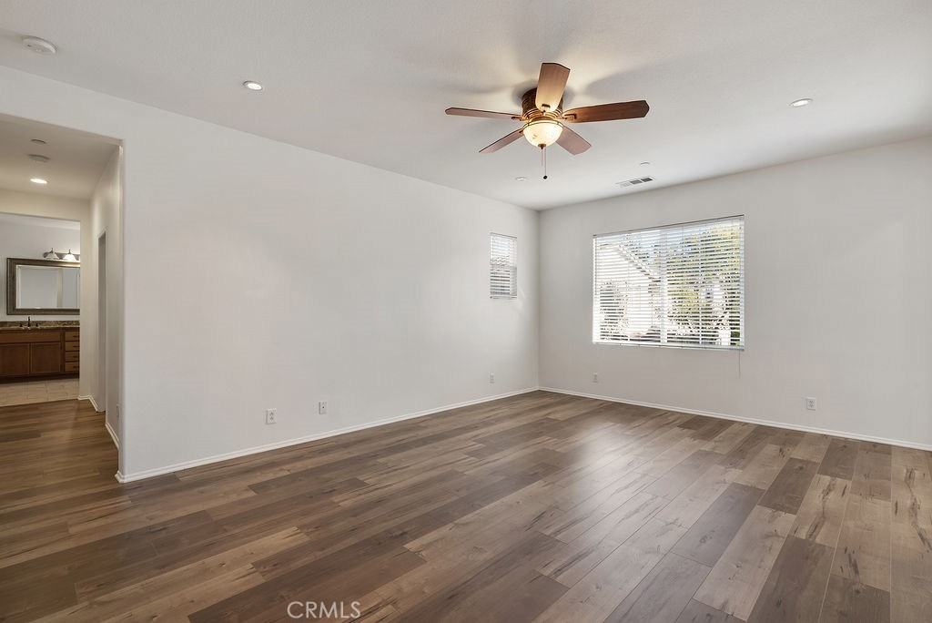 8128 Wishing Well Ln #8128 - Photo 4 of 27