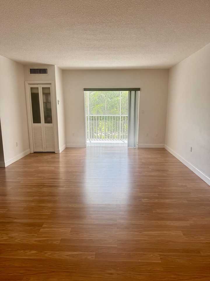 200 E Royal Palm Rd #200-206 - Photo 2 of 13