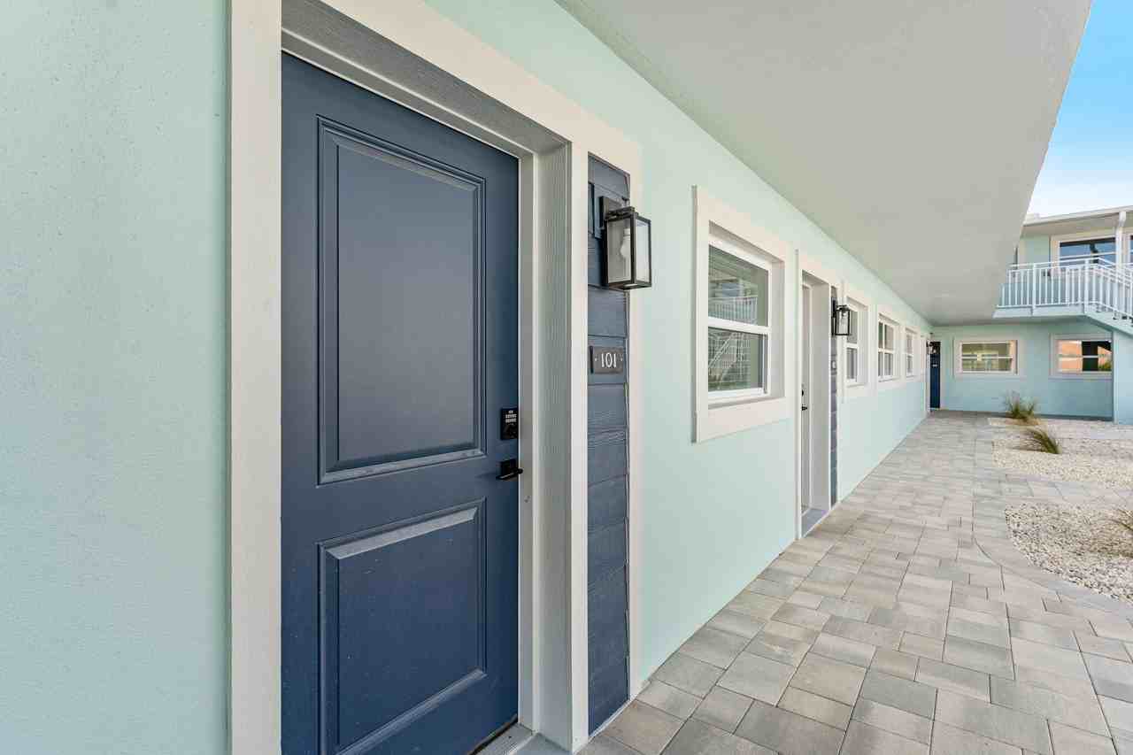 120 Central Rd #120-213 - Photo 5 of 12