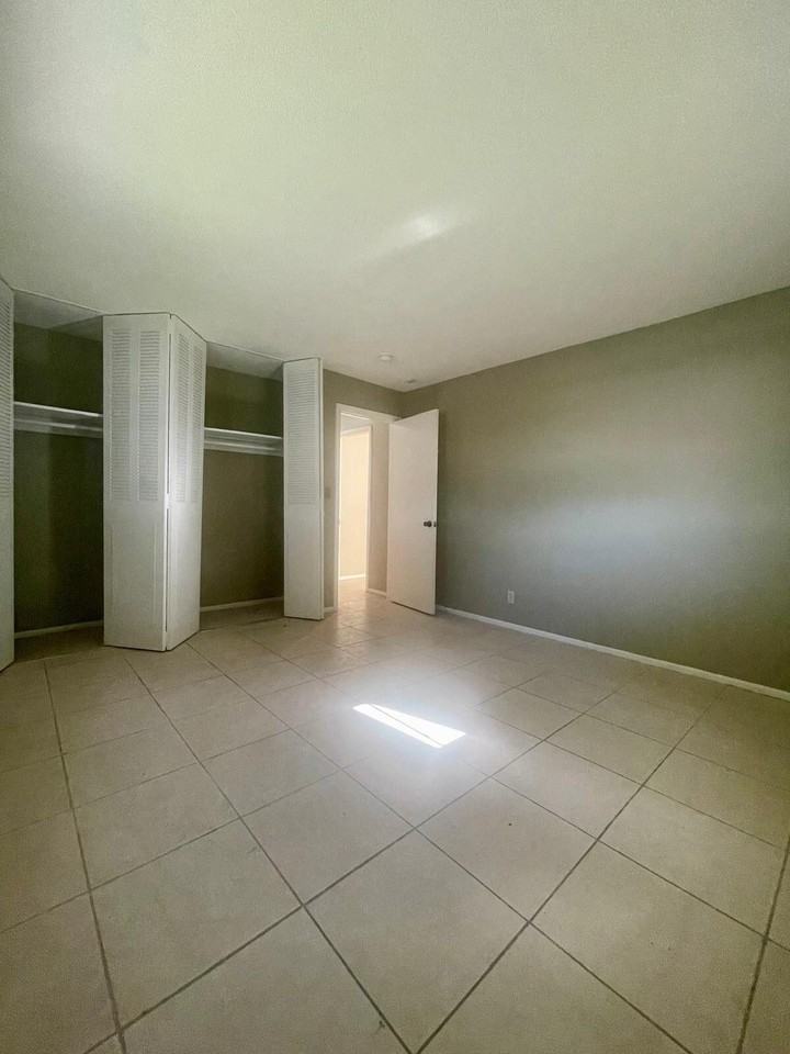 1480 E Sample Rd #1480-101 - Photo 2 of 10