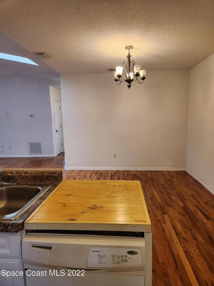 1460 S Atlantic Ave #1460A - Photo 6 of 17