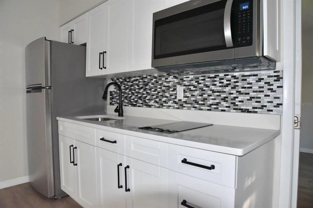 3409 22nd Street Ct W #3409B - Photo 7 of 8