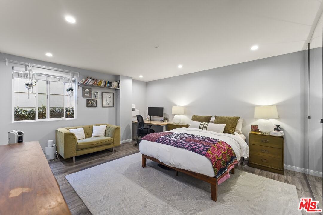 712 Pacific St #712-1 - Photo 6 of 21