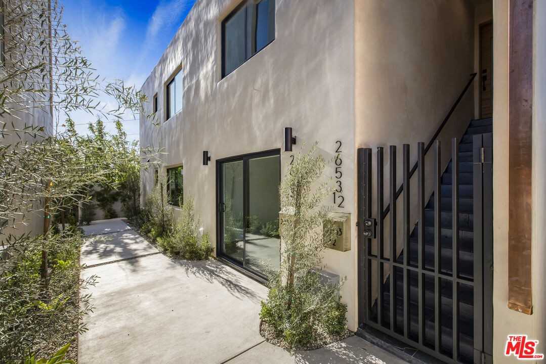 2653 Vineyard Ave #2653 - Photo 7 of 10