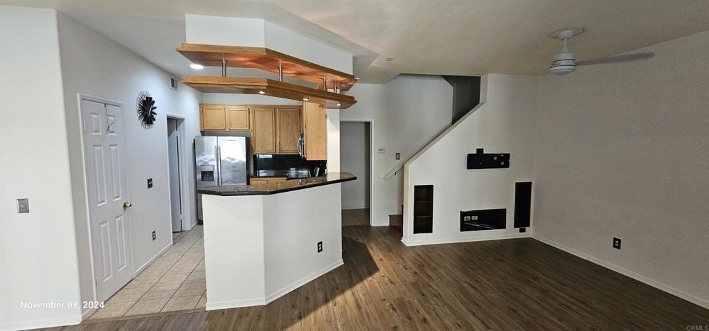 2046 Azure Cv #2046-7 - Photo 2 of 19