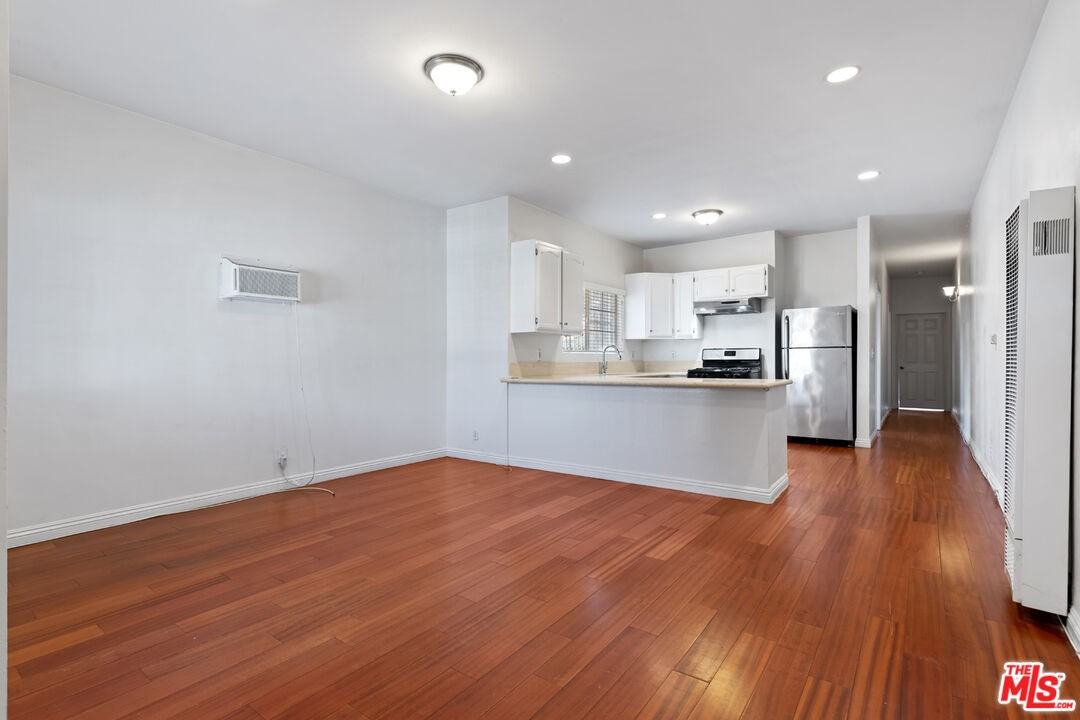 3421 Walton Ave #3421 - Photo 2 of 17