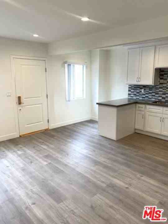 1930 S Bedford St #19301-2 - Photo 3 of 10