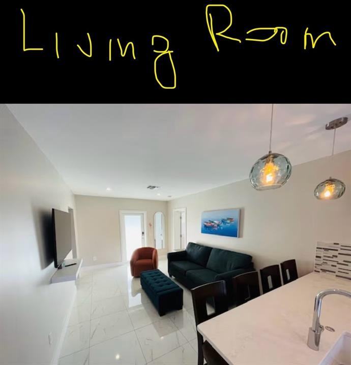 3004 Se 4th Ave #3004 - Photo 7 of 11