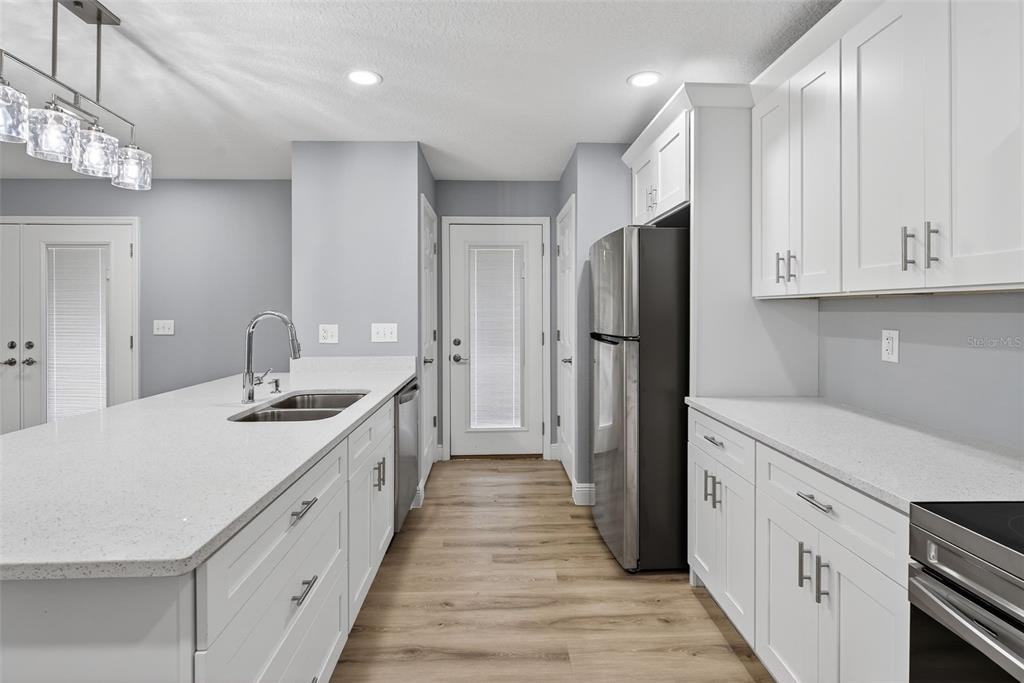 12909 Star Country Ln #12909B - Photo 4 of 19