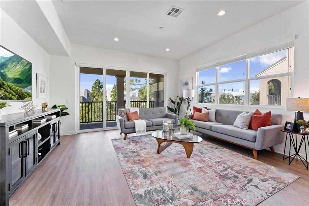 171 Follyhatch #171 - Photo 4 of 29