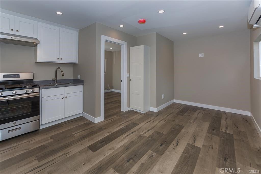 1706 Keeler St #1706 - Photo 2 of 11