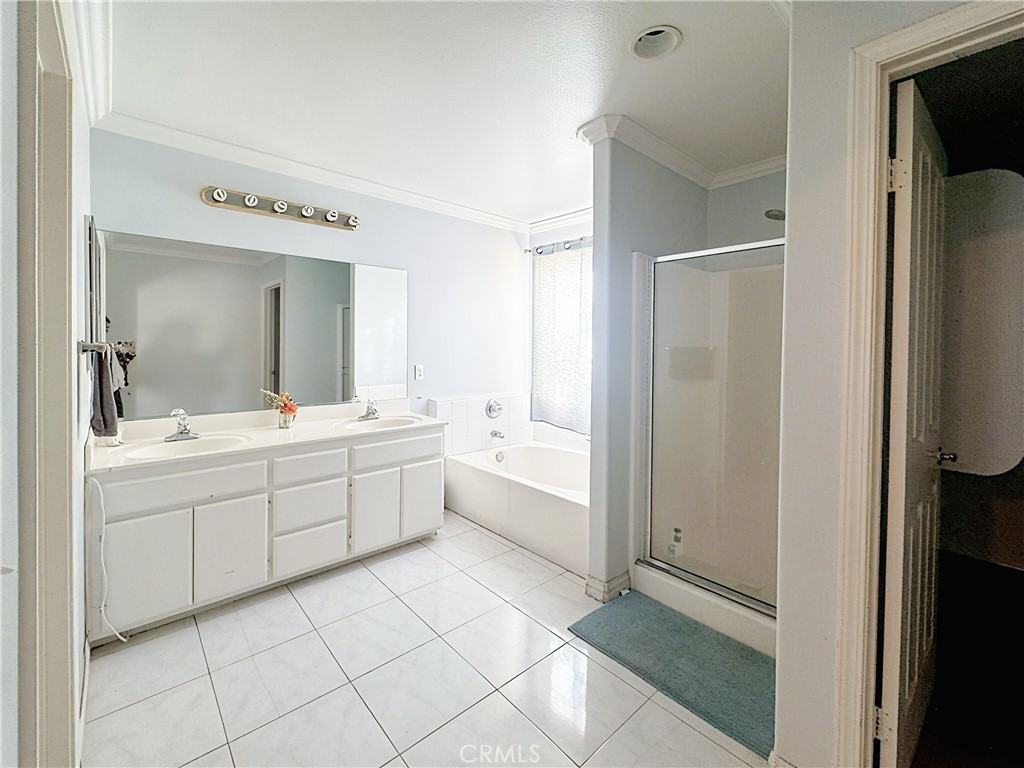 15758 Cadwell St #15758 - Photo 7 of 15