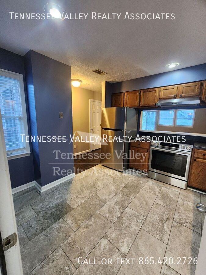 433 Bramblewood Ln - Photo 5 of 20