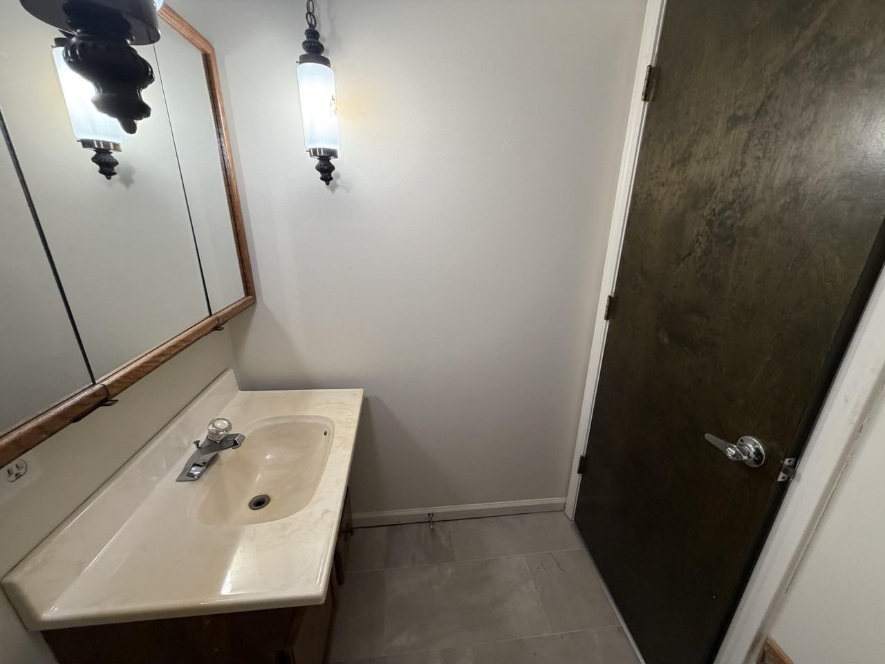 23609-2 N 1800 #E - Photo 5 of 17