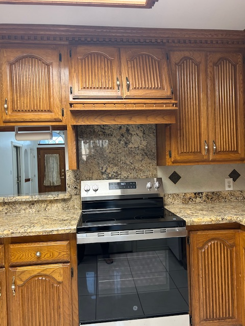 1709 Bobcat Ln - Photo 7 of 16