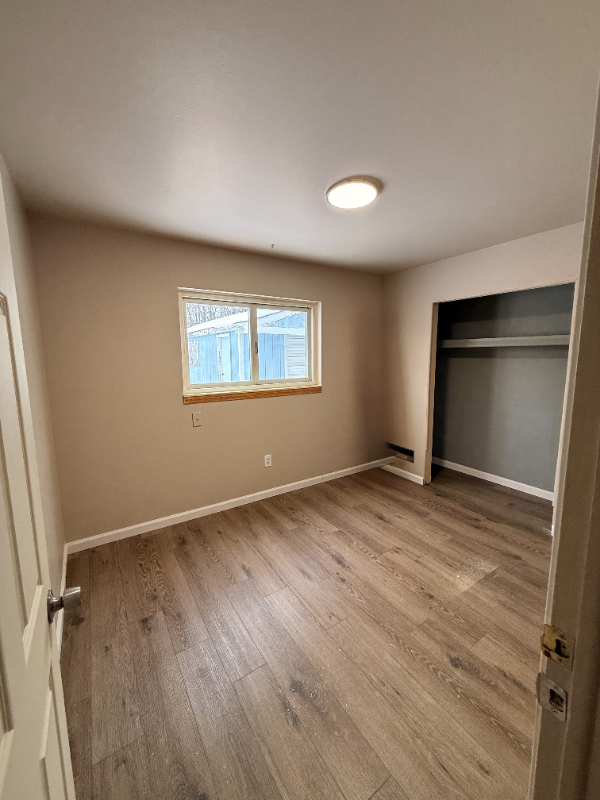 20795 Helle Ave - Photo 6 of 10