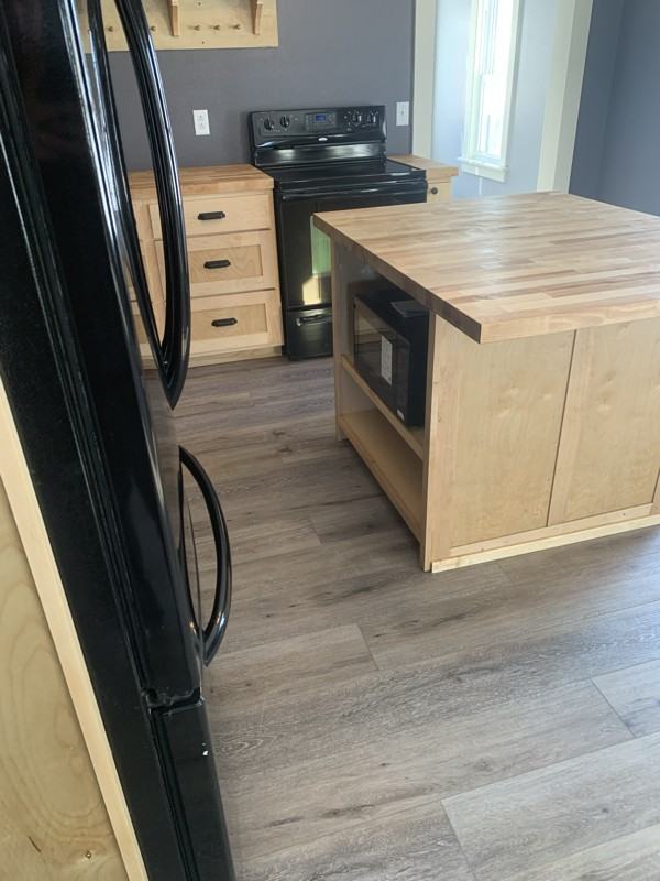 603 E 1st St - Photo 3 of 14