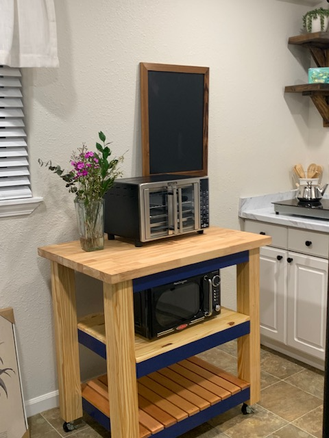 1820 Whitman Rd - Photo 2 of 13