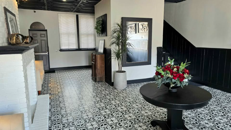 404 Saint Philip St #1C