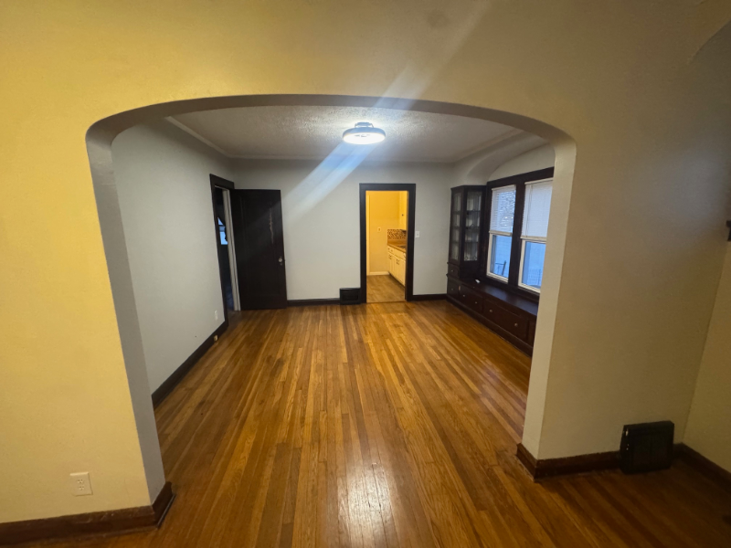 7414 Marlborough Ave - Photo 2 of 12