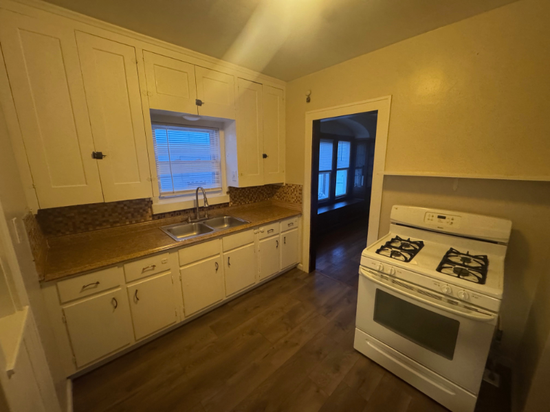 7414 Marlborough Ave - Photo 5 of 12