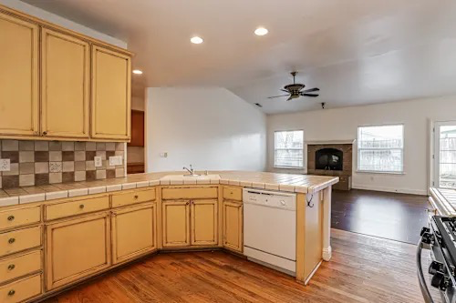 5522 Hope Ranch Ct - Photo 2 of 10