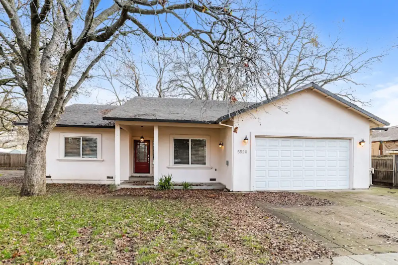 5522 Hope Ranch Ct - Photo 3 of 10