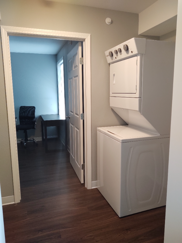 825 Kirkwood Pkwy Sw #100 - Photo 5 of 9