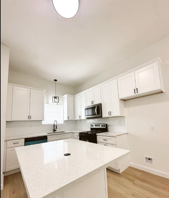 9705 Garcroft St #A - Photo 4 of 12