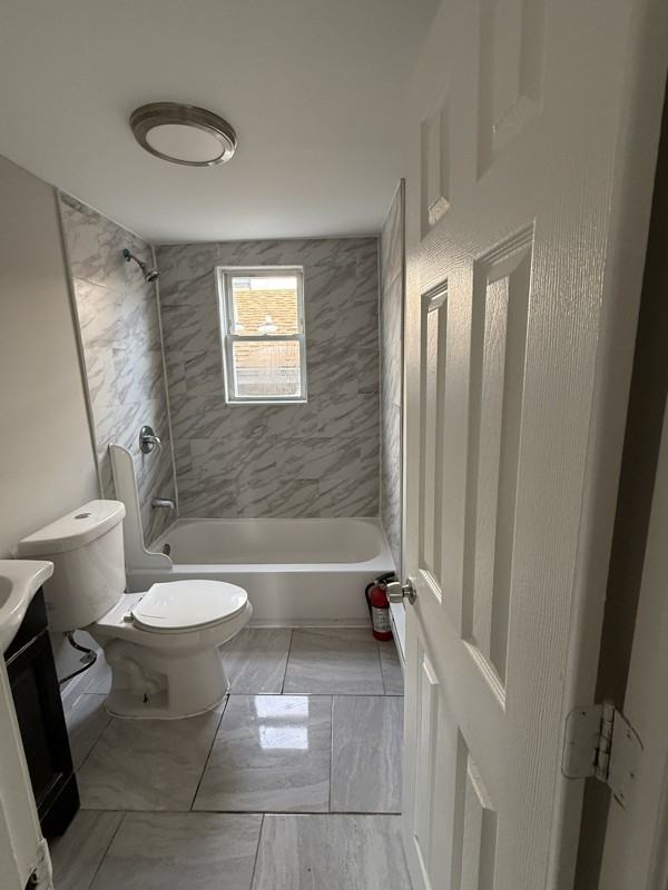 171 Godwin Ave #3 - Photo 5 of 9